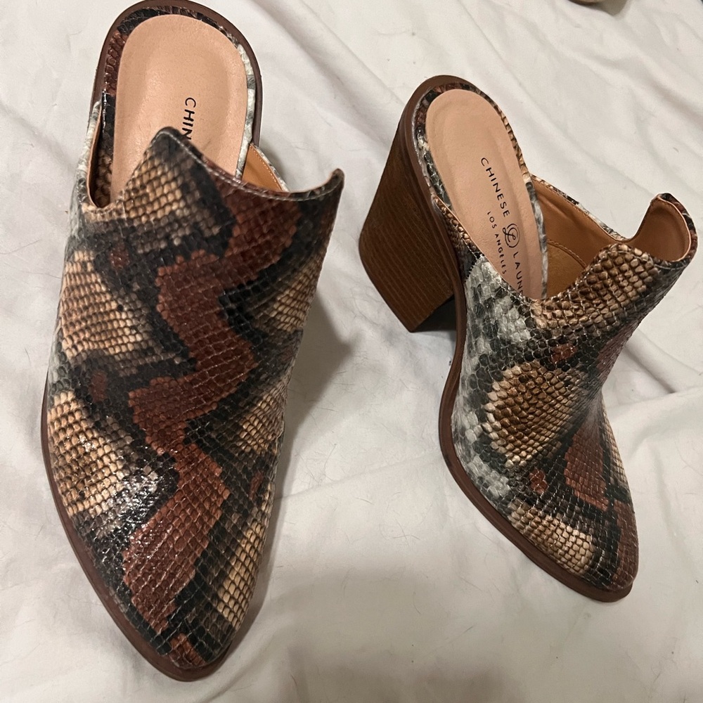 Slip booties